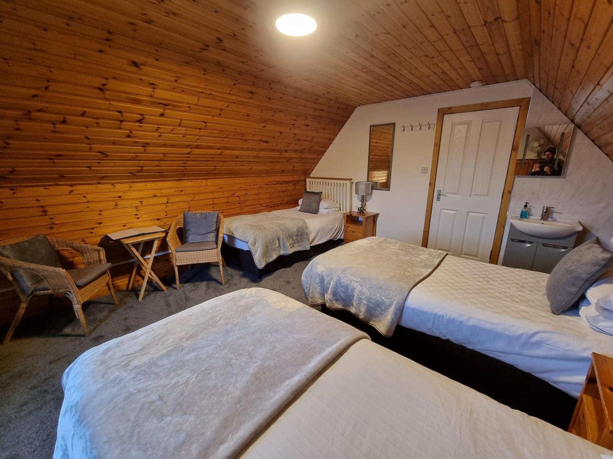 Carn Mhor Bed And Breakfast Aviemore Oda fotoğraf