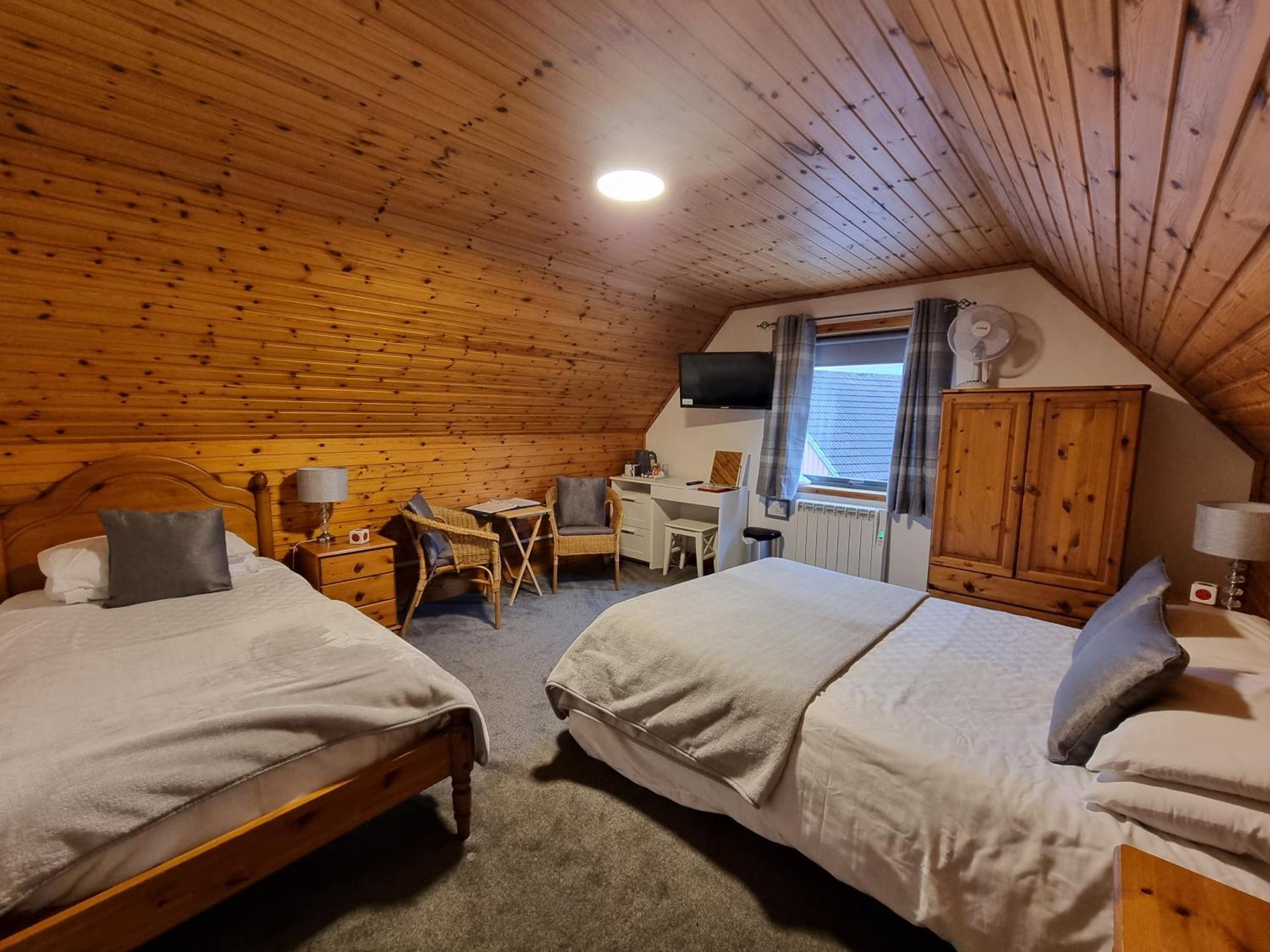 Carn Mhor Bed And Breakfast Aviemore Oda fotoğraf